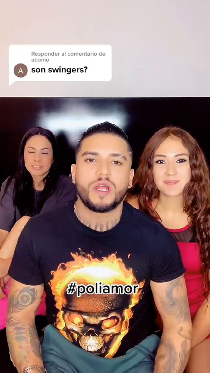 La pareja explicó el concepto de su vínculo