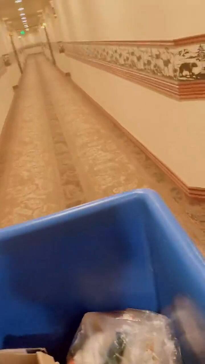 Un tiktoker contó su escabrosa anécdota al limpiar habitaciones de hotel en EE.UU