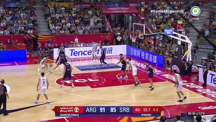 Triple de Campazzo y volcada de Deck