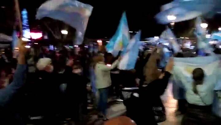 Vigilia en Tribunales: acampe en apoyo a los jueces desplazados por el kirchnerismo