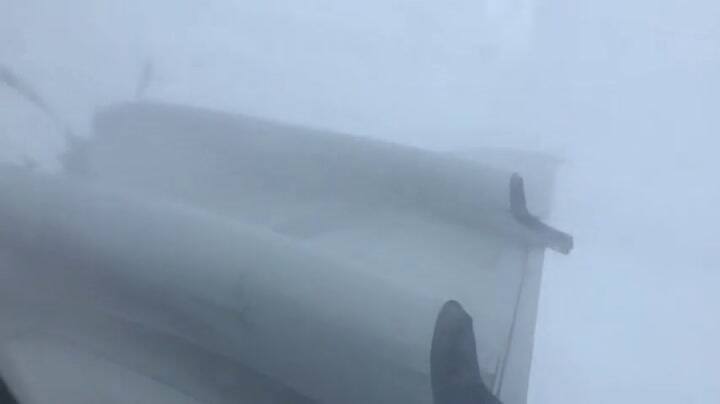 Un vuelo atraviesa el ojo del huracán Irma