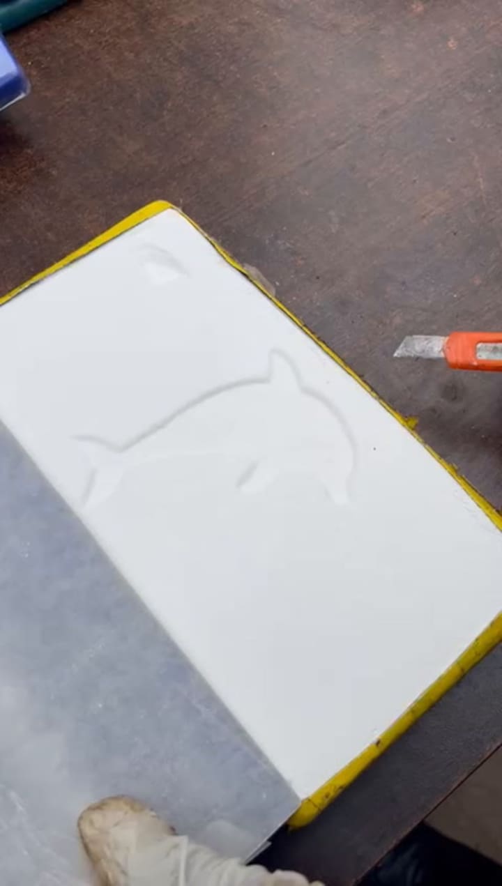 Descubrieron 105 kilos de cocaína en el baúl y en los zócalos de un auto