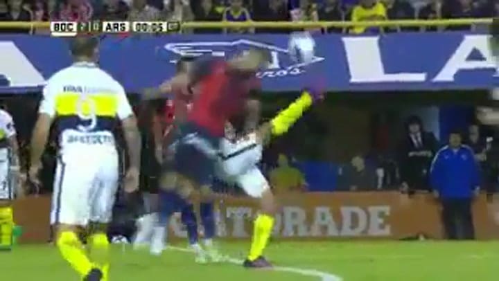 Gonzalo Maroni: el parecido con el debut de Riquelme