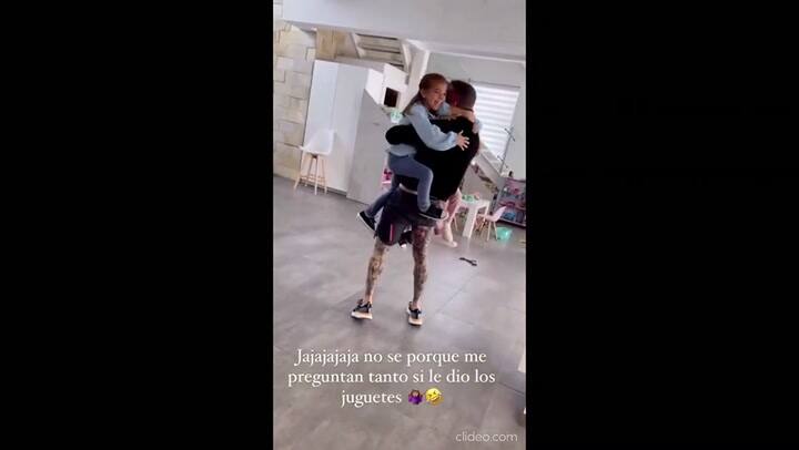 El reencuentro de las hijas de Cinthia Fernández con Baclini