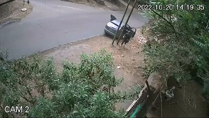 Un fusil M-16 como arma para entraderas en el conurbano