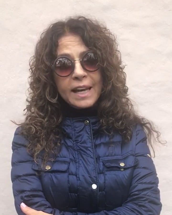 Cantantes se manifiestan a favor de la legalización del aborto - Fuente: YouTube