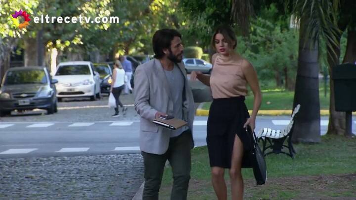 Los protagonistas en una de sus tantas idas y venidas