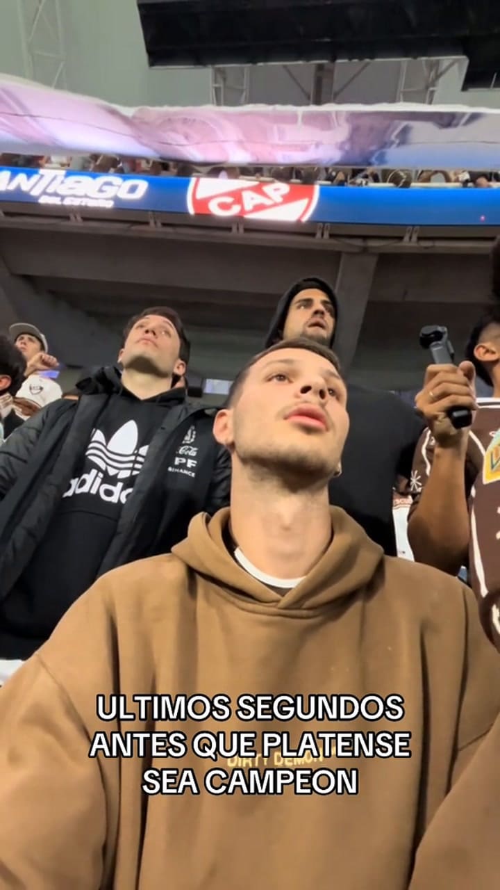 El festejo de Momo tras la consagración de Platense