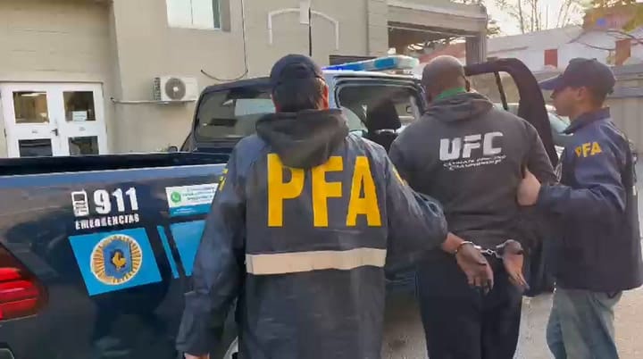 Denuncian que el Gobierno echó del país a un ciudadano uruguayo en forma “ilegal”
