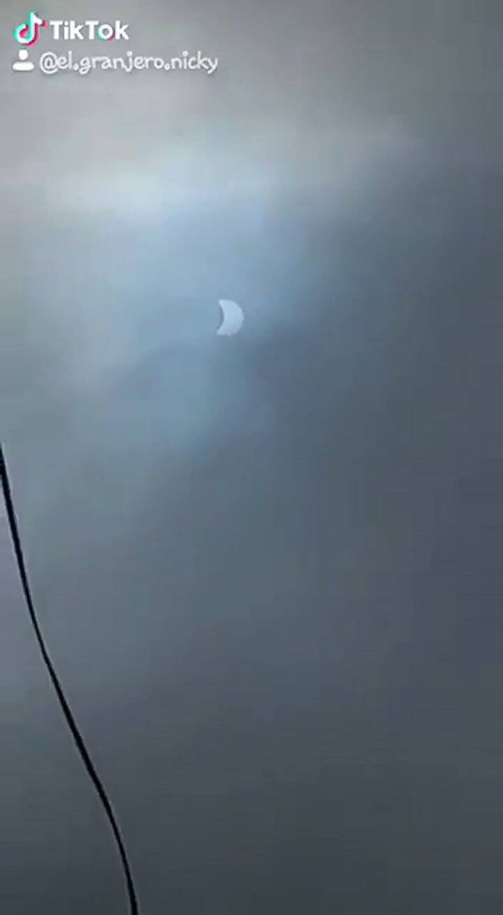 Imágenes del eclipse - Fuente: TikTok @el.granjero.nicky