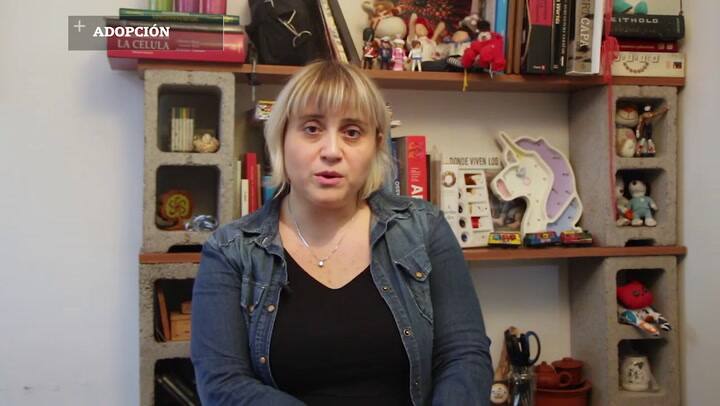 No podían tener hijos y decidieron adoptar un chico de10 años