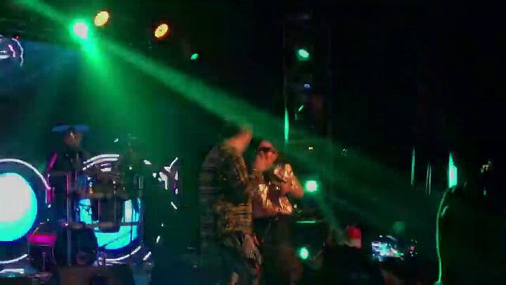 Miss Bolivia Y Cucho