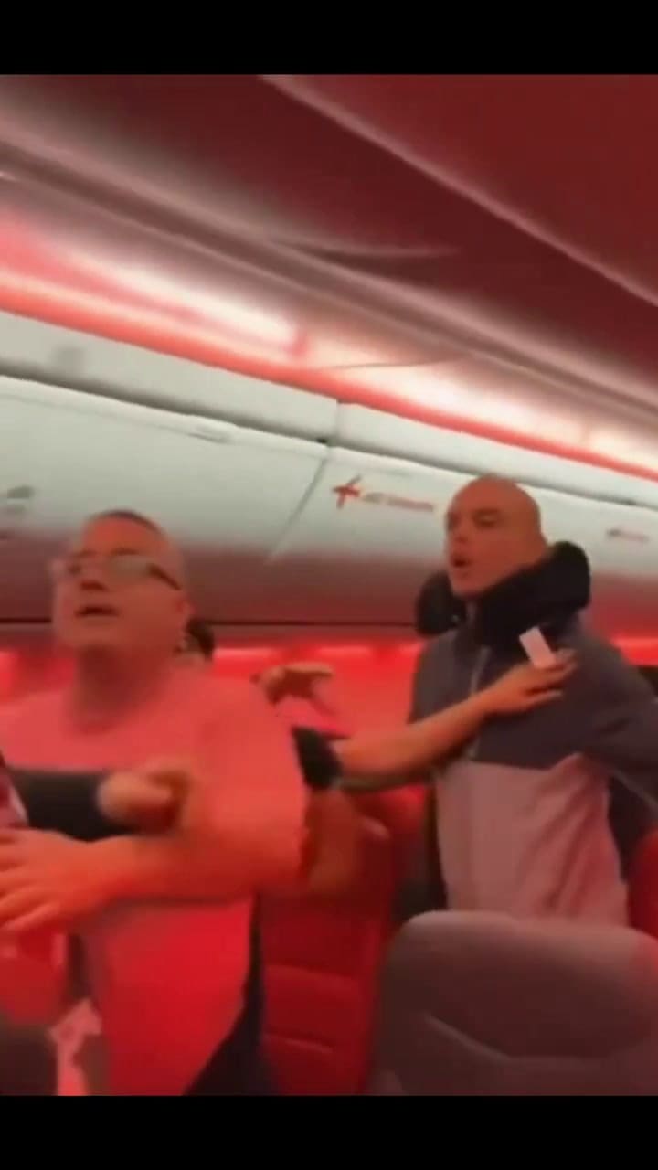 Pánico en el aire: una batalla campal en pleno vuelo obligó a un avión a aterrizar de emergencia en Bélgica