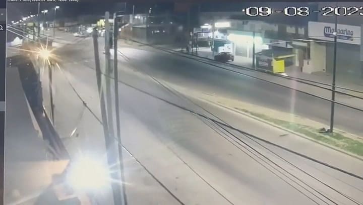 Otra de las cámaras de seguridad del choque entre los camiones