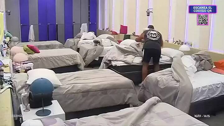 Julieta rompió en llanto y Alfa la consoló