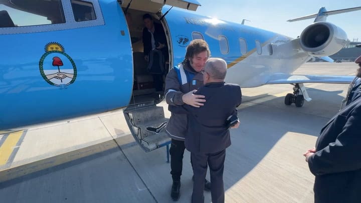 La llegada del presidente Javier Milei a Santiago de Chile