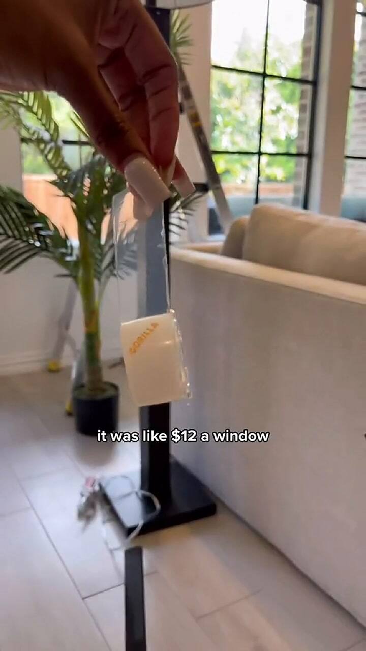 Una mujer compartió el truco con el que cambió la elegancia de las ventanas de su casa