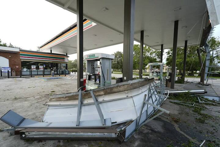 (GIF) Las imagenes de los daños que provocó el huracán Milton