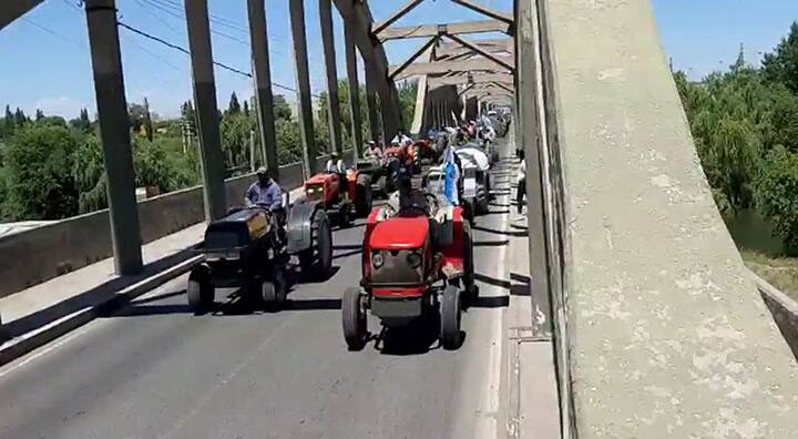 Tractorazo de fruta de productores de Alto Valle