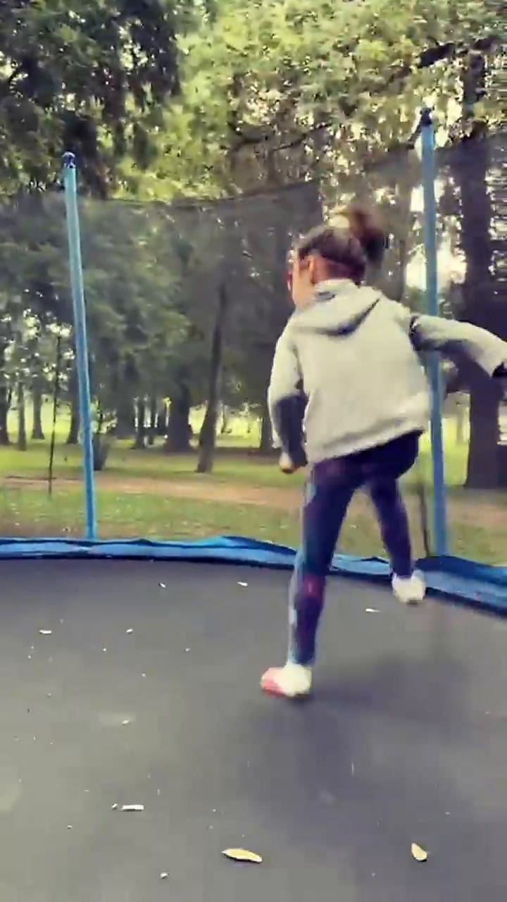 El conmovedor video de la hija de Julieta Díaz