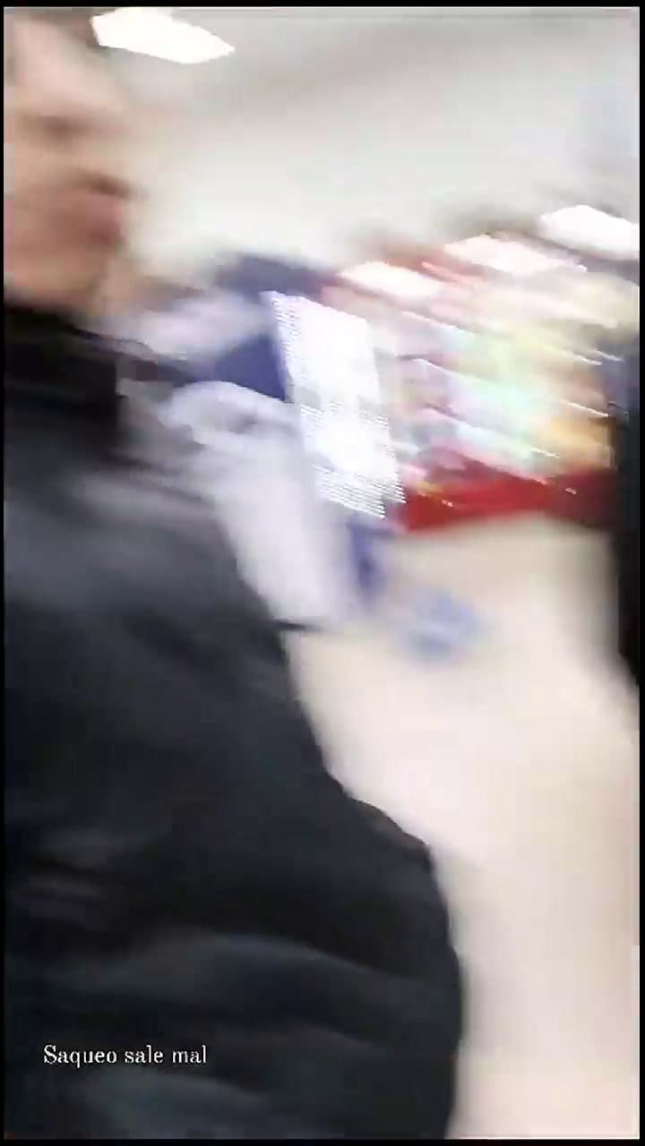 Intento de saqueo en un super chino en Neuquén Capital