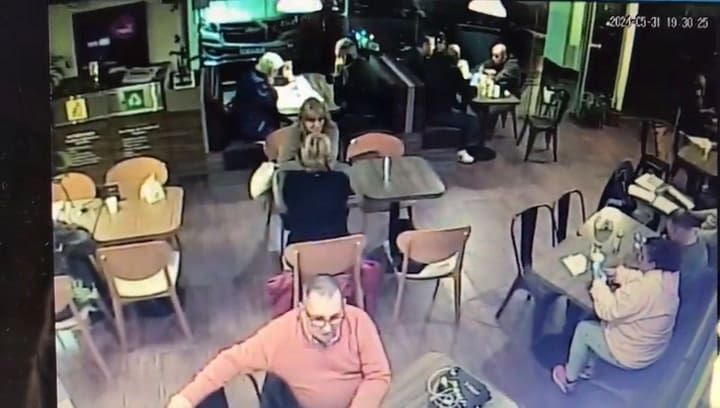 Y2meta.app-la Pelea Por Un Diario En Una Estación De Servicio De Rafaela. Video 2-(480p)