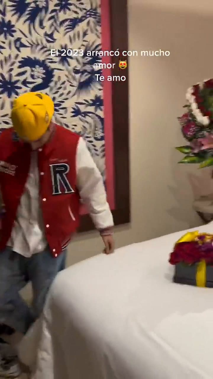 El increíble regalo de Rusherking para la China Suárez para el 2023 y un detalle que llamó la atenci