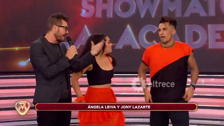 Tinelli le pidió el celular a un productor del programa para ver sus conversaciones con Ángela Leiva
