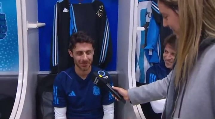 Pablo Aimar optó por no ponerse las ojotas con los colores de Boca en la despedida de Riquelme