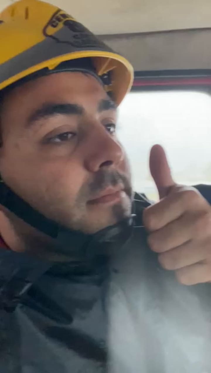 Trabajo de los Bomberos y Defensa Civil en Zárate para rescatar a los vecinos