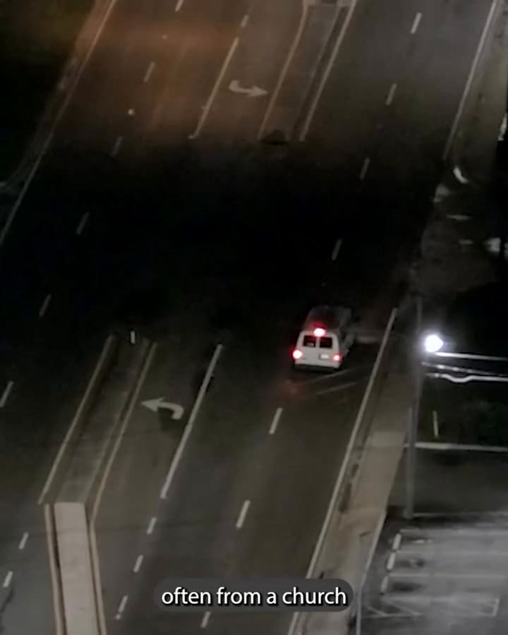 Robaron un cajero automático en Florida con una camioneta (Instagram/orangecosheriff)