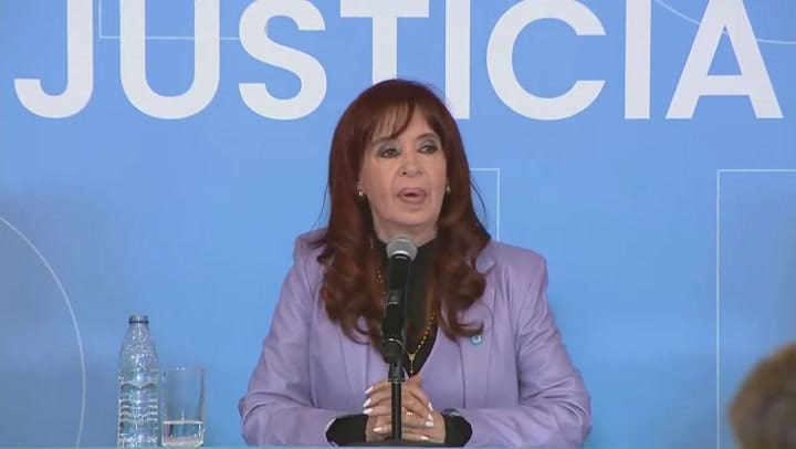 El mensaje de CFK a su militancia ante una inminente condena: "Cada compañero tiene la inmensa responsabilidad de organizar"