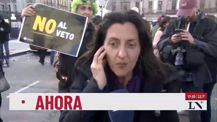 La actriz Lola Berthet en dialogo con LN+