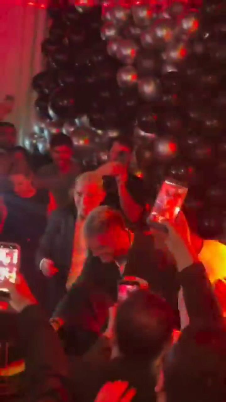 Mauro Icardi en el festejo de cumpleaños de Lucas Torreira