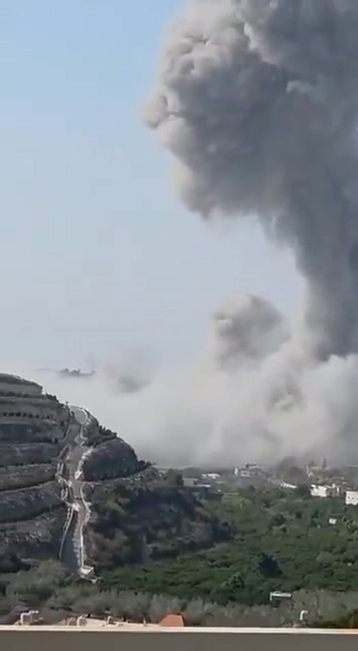 Israel bombardea el Líbano