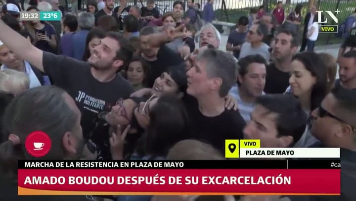 Amedrentaron a periodista de LN+ por preguntarle a Boudou - Café de la tarde