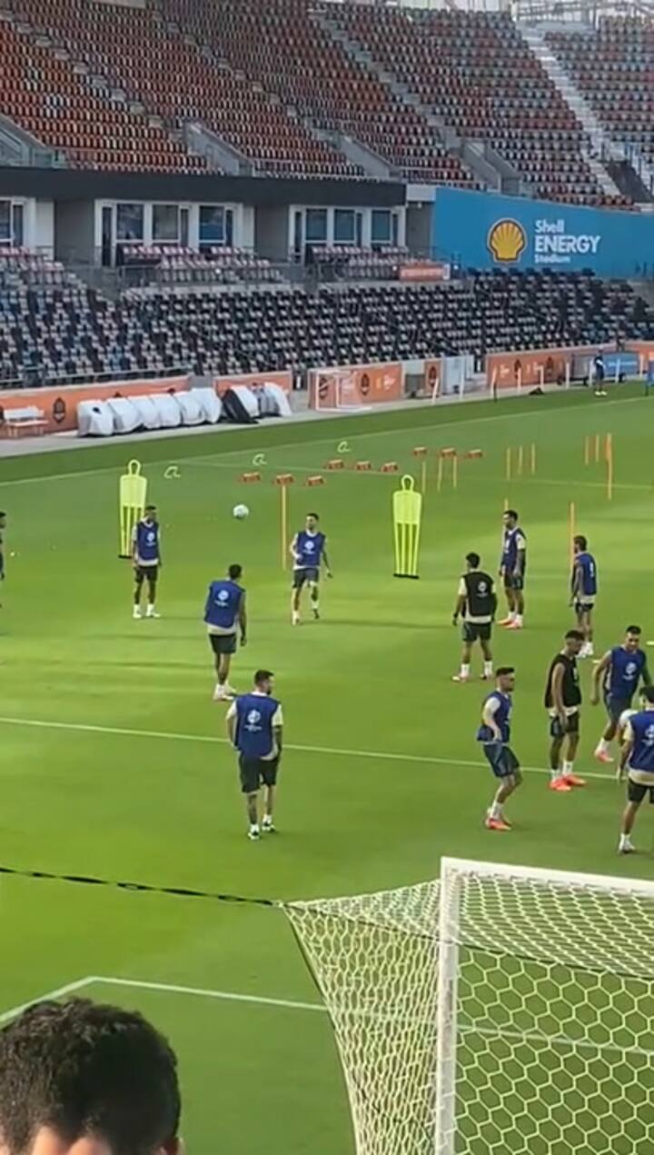 Así entrenó Messi el día previo al partido decisivo con Ecuador