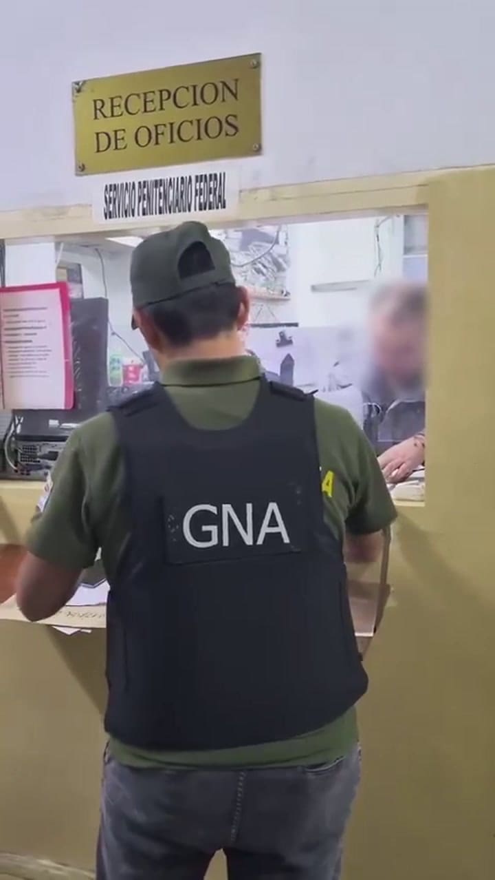 Se fugó de la prisión domiciliaria en Córdoba y la Gendarmería Nacional la atrapó montando a caballo en un club hípico de Belgrano