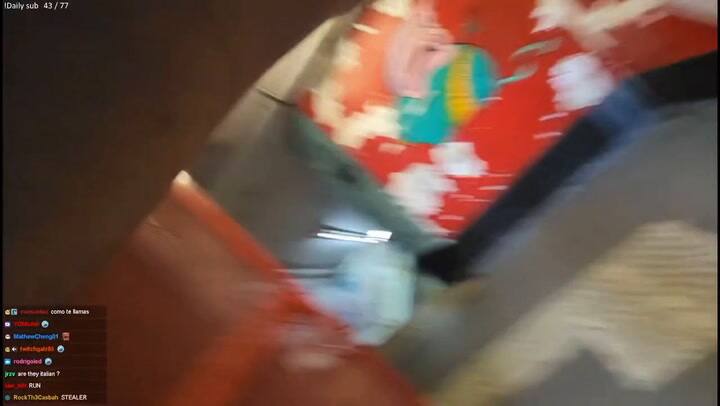 Así le robaron el celular a la streamer Jinnytty