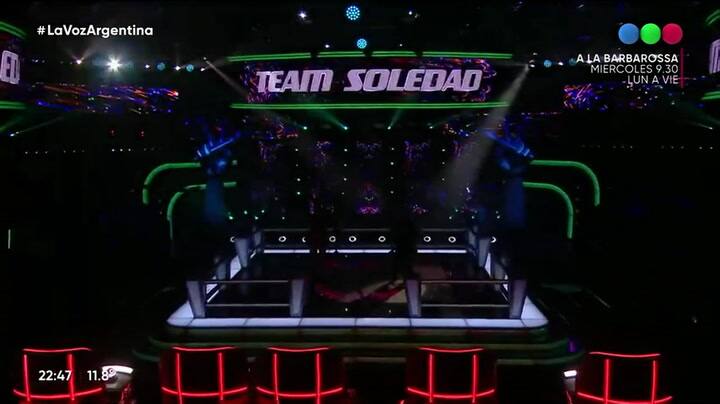 Javier Mandatori y Nicolás Reartes, del team Soledad, se enfrentaron cantando 'La simple'.