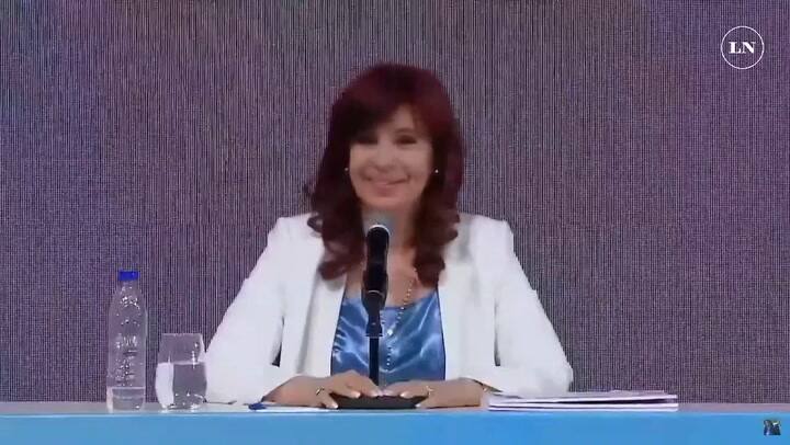 Cristina Kirchner: 'Esto es para que no piensen que los peronistas estamos contra los privados'