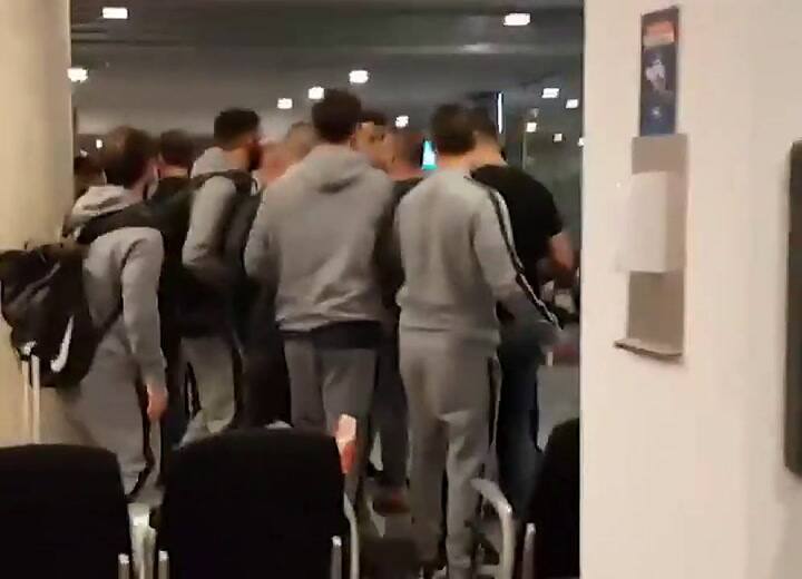 San Lorenzo y una discusión con hinchas en el aeropuerto