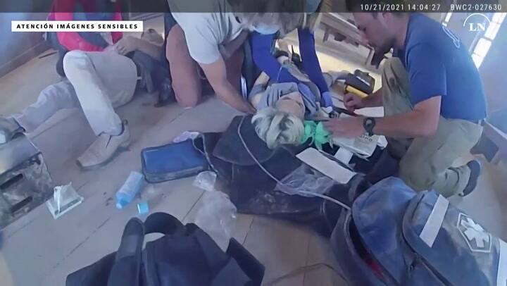 La Policía reveló imágenes inéditas de Alec Baldwin tras el tiroteo fatal en el set de “Rust”