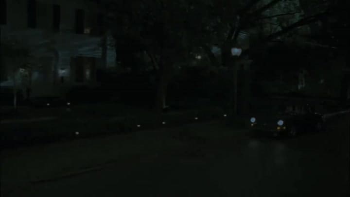 Tráiler Soltero en casa