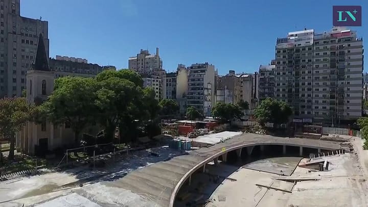 Las reformas en Plaza Houssay, vistas desde el drone de LA NACION