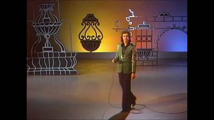 Camilo Sesto: '¿Quieres ser mi amante?' - Fuente: Youtube