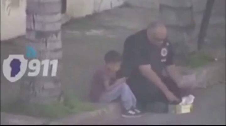 El gesto de un policía con dos hermanos en Córdoba