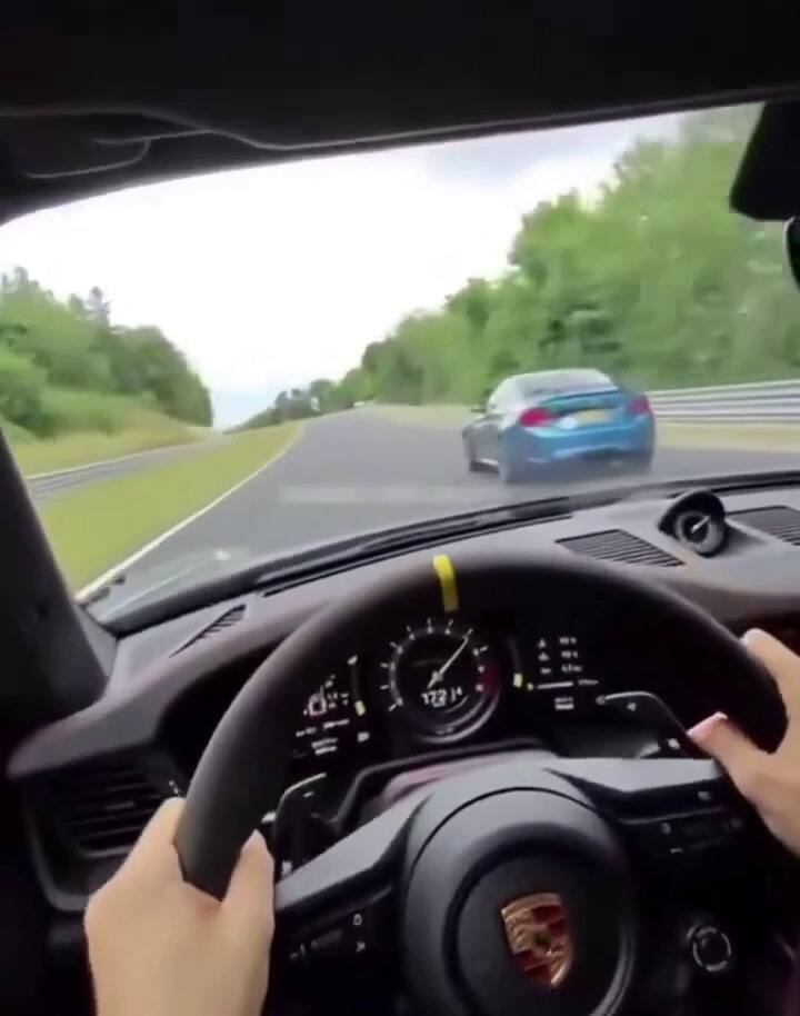 N 66pYvOkhGFESqs (Online-video-cutter.com)