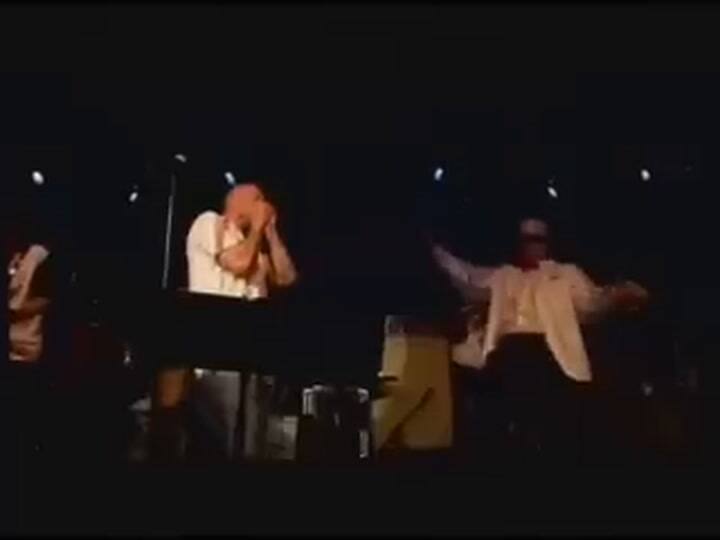 Devil Woman - Bruce Willis