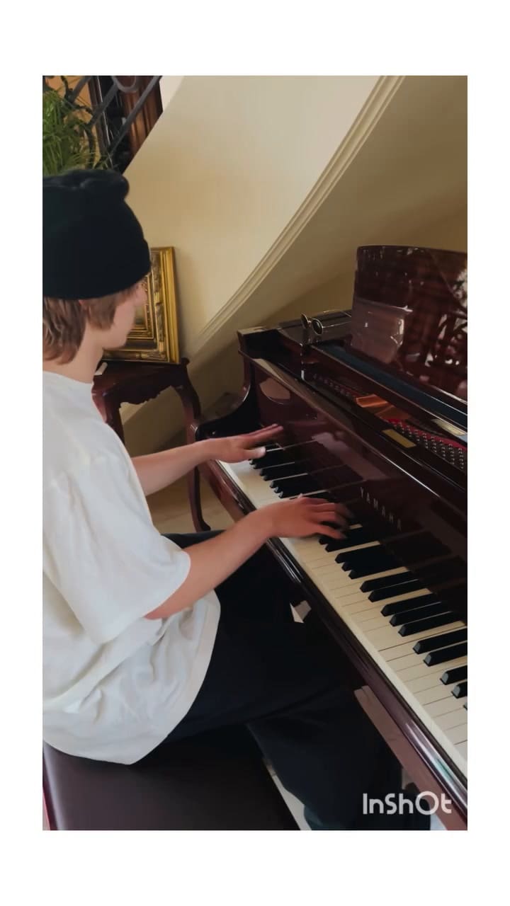 El video que publicó Britney de uno de sus hijos mientras tocaba el piano